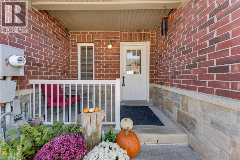 639 CRAWFORD Crescent