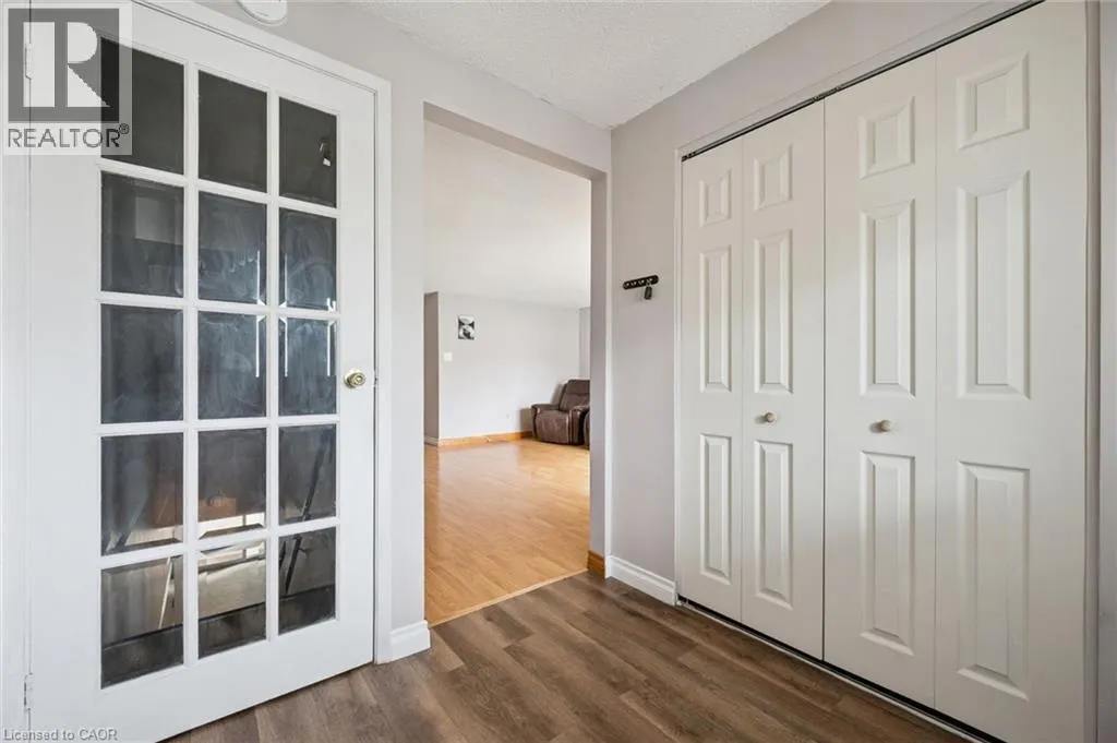 64 FROBISHER Court