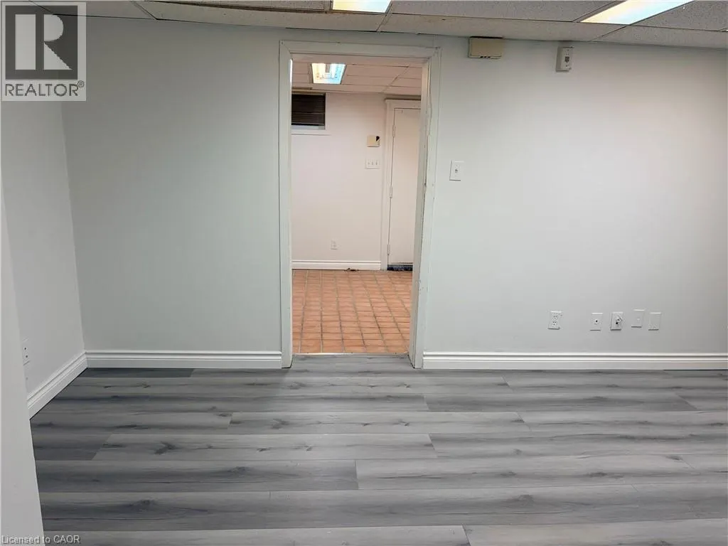 124 KING Street N Unit# 4 #4