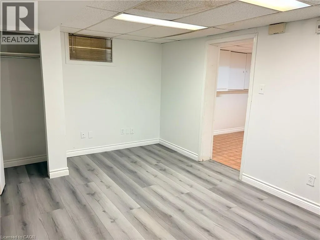 124 KING Street N Unit# 4 #4