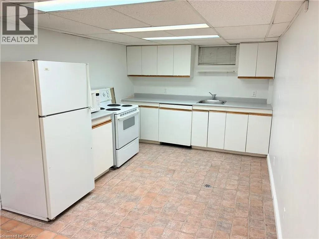 124 KING Street N Unit# 4 #4