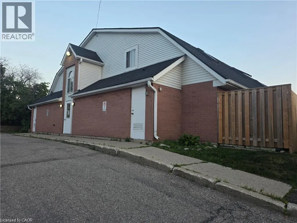 41 VALLEYVIEW Road Unit# 13 #13
