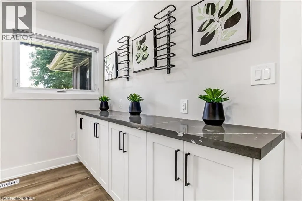 22 KENSINGTON Avenue