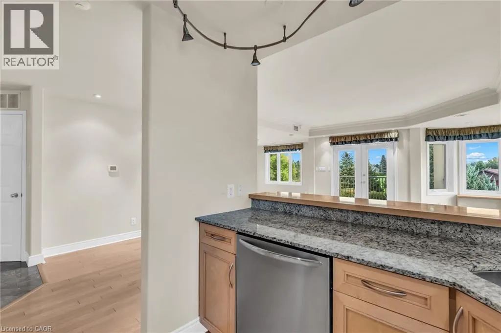 10 BAY Street E Unit# 307 #307