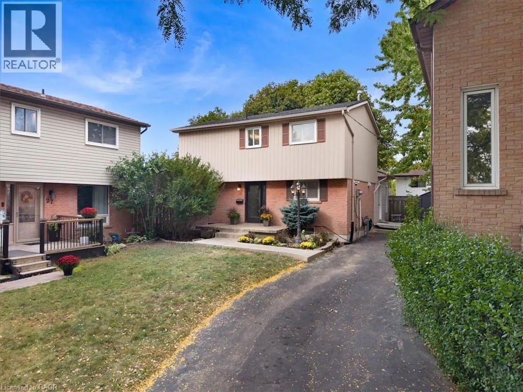 31 BERRISFIELD Crescent