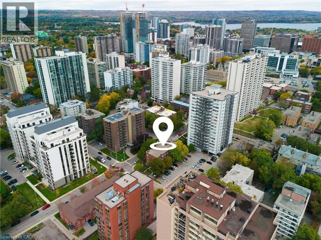60 ROBINSON Street Unit# 304 #304