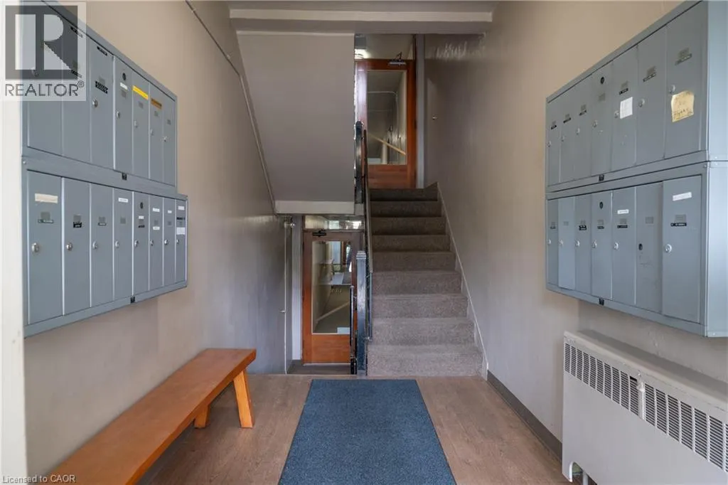 60 ROBINSON Street Unit# 304 #304