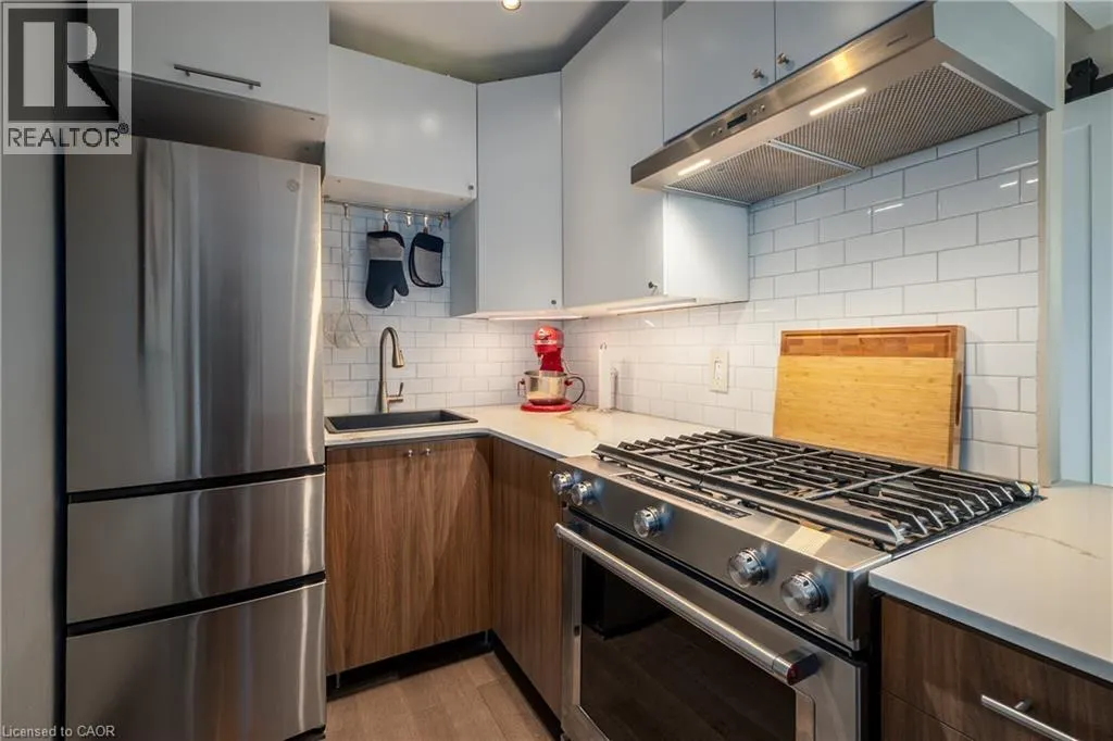 60 ROBINSON Street Unit# 304 #304
