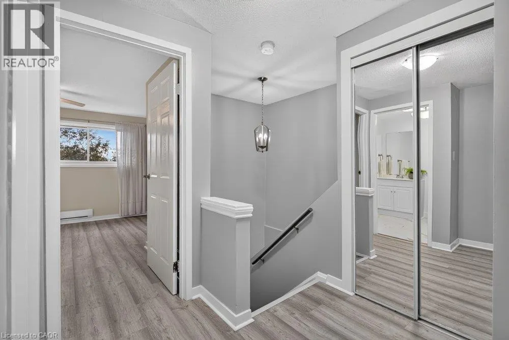 21 ROSEDALE Court