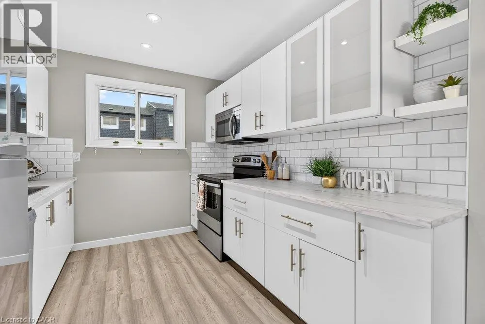 21 ROSEDALE Court