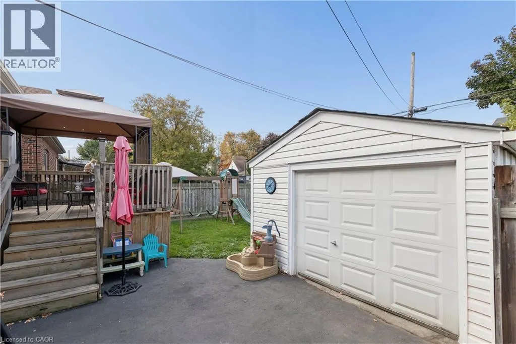 101 FAIRFIELD Avenue