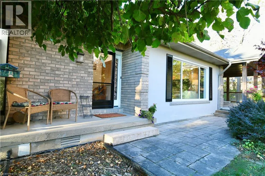 855 GOVERNORS Road