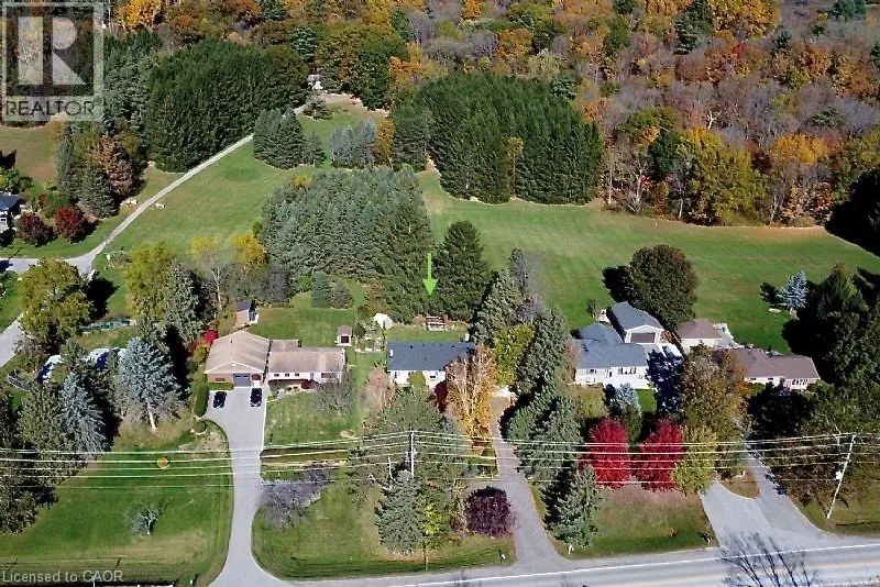 855 GOVERNORS Road