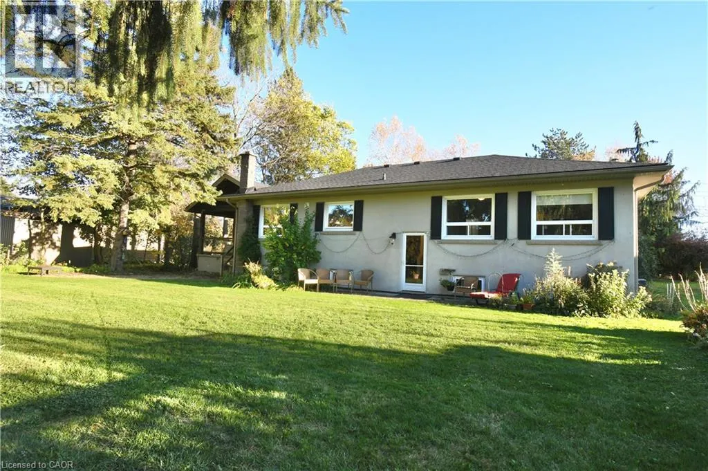 855 GOVERNORS Road