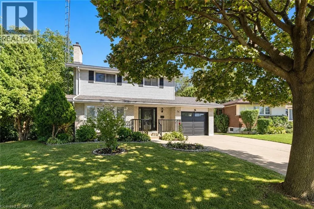 36 BUCKINGHAM Drive