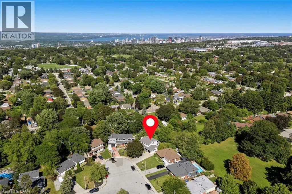 36 BUCKINGHAM Drive