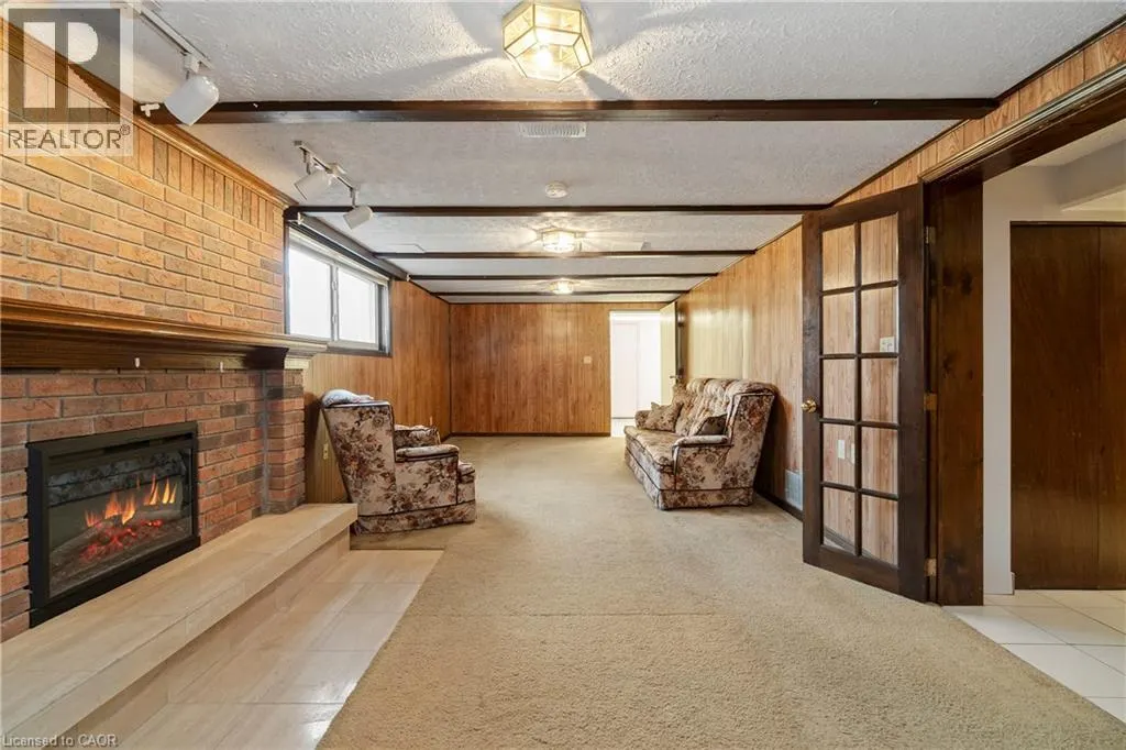 36 BUCKINGHAM Drive