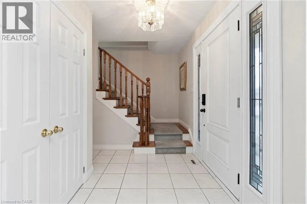 36 BUCKINGHAM Drive
