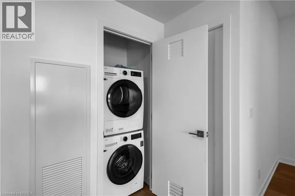 33 ERIE Avenue Unit# 1505 #1505