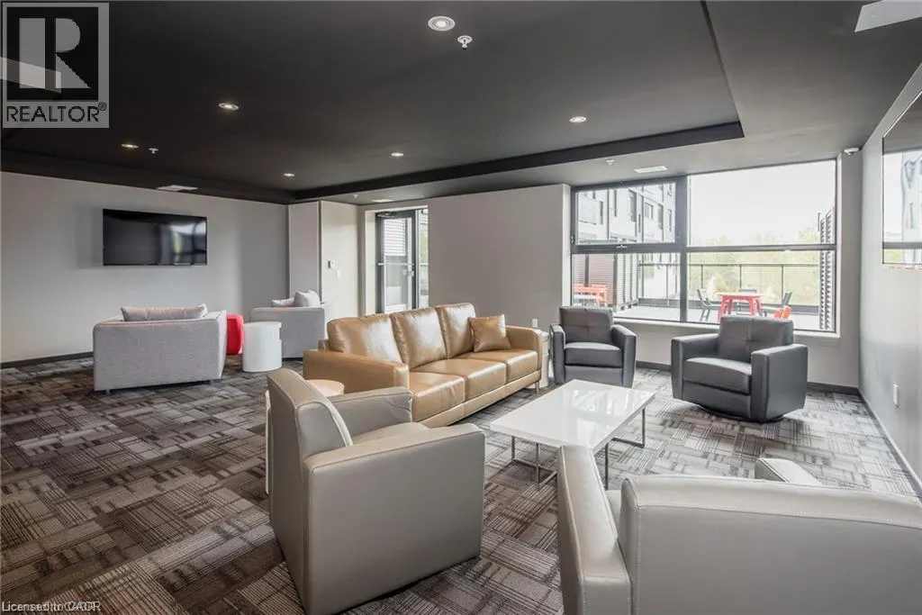 1291 GORDON Street Unit# 420 #420