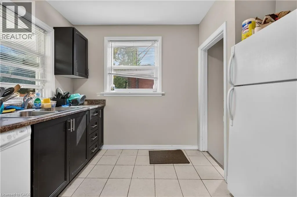 20 GRANTON Street Unit# 2 #2