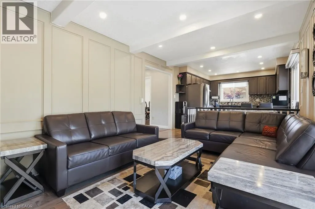 367 HEMLOCK Avenue