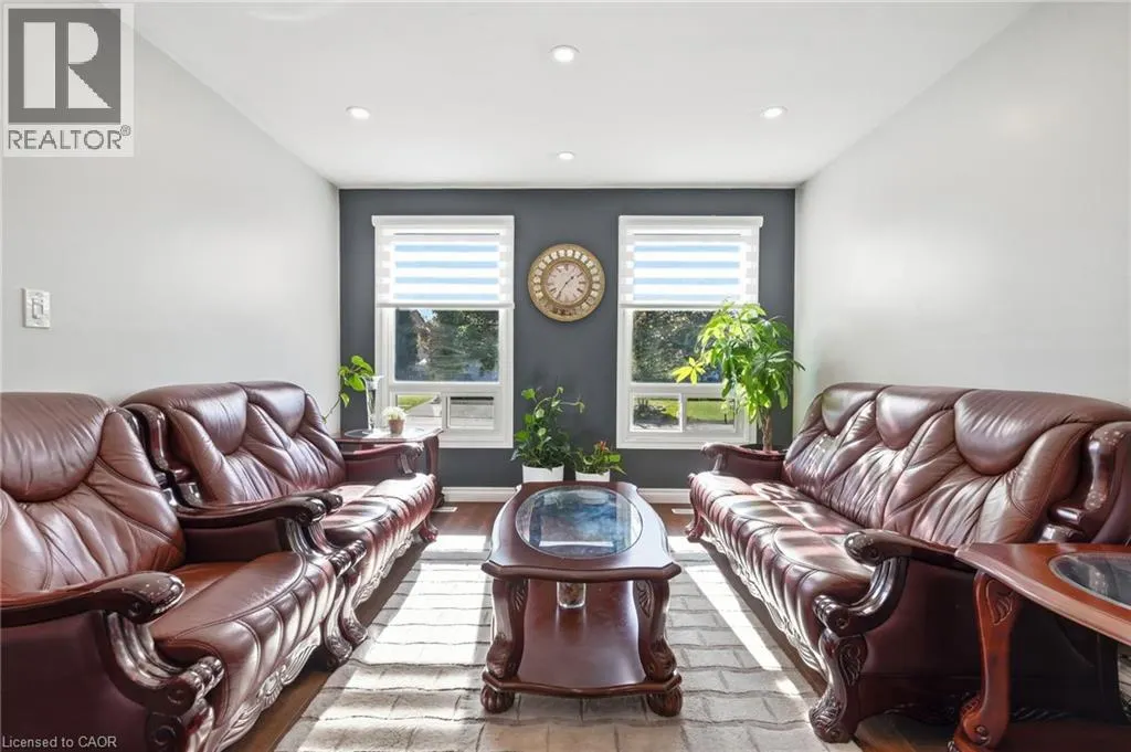 367 HEMLOCK Avenue