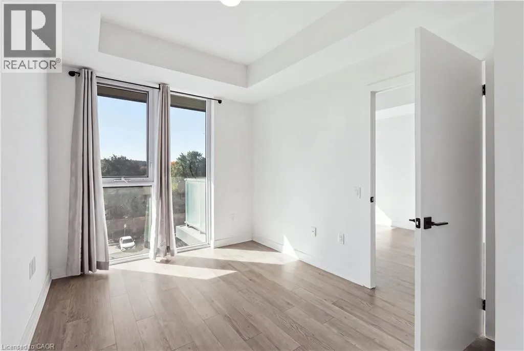 2782 BARTON Street E Unit# 302 #302