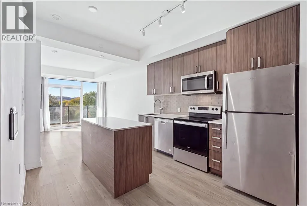 2782 BARTON Street E Unit# 302 #302