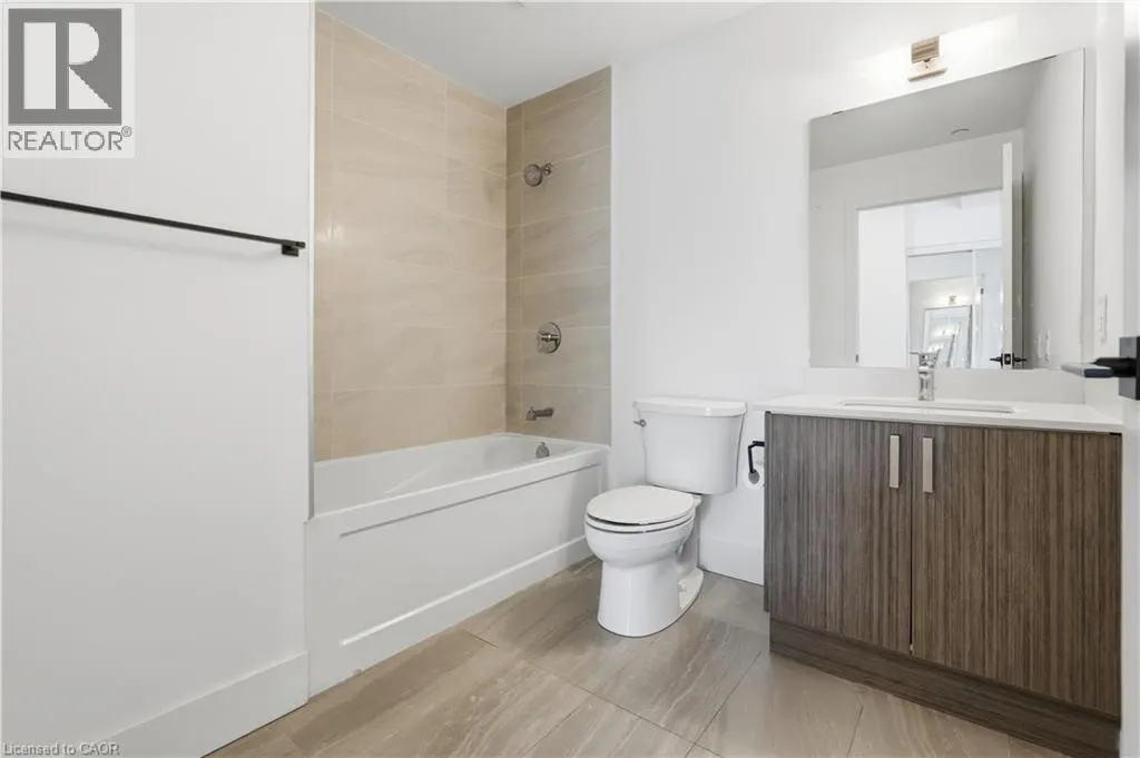 2782 BARTON Street E Unit# 302 #302
