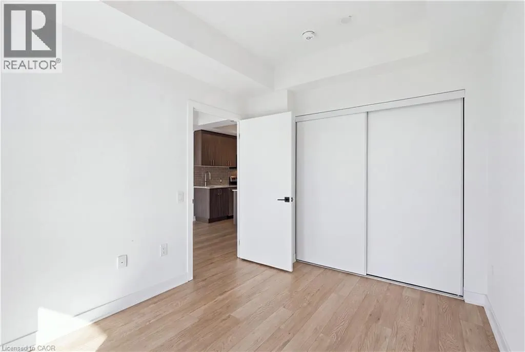 2782 BARTON Street E Unit# 302 #302