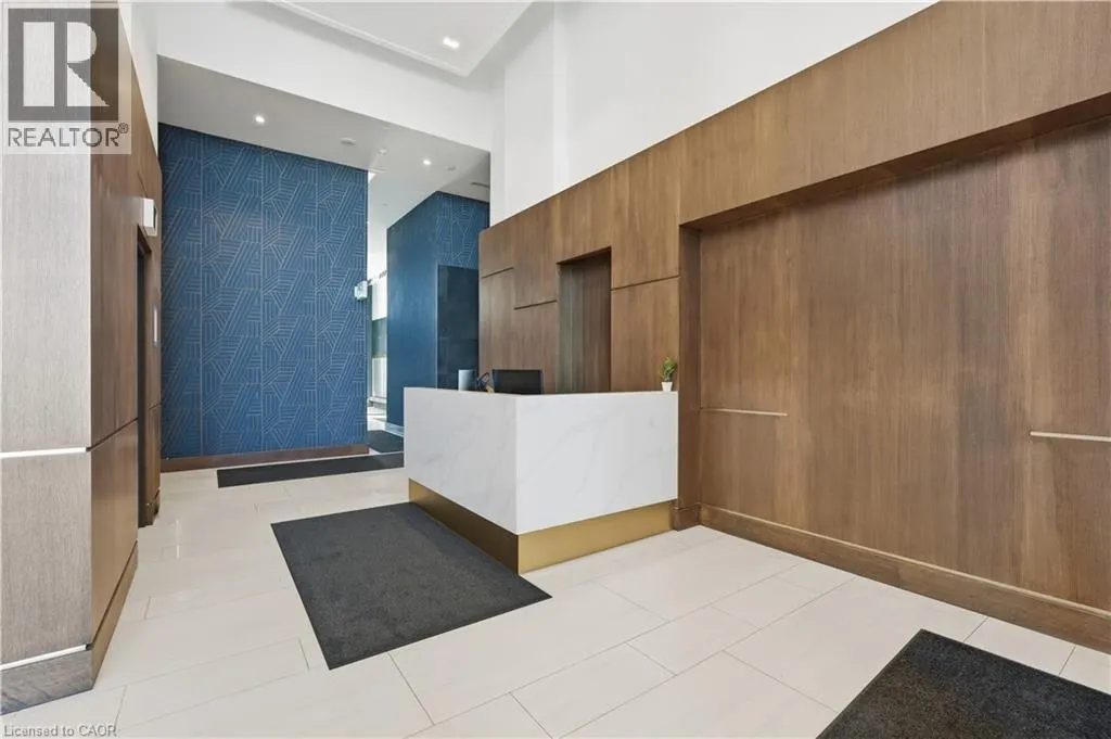 2782 BARTON Street E Unit# 302 #302