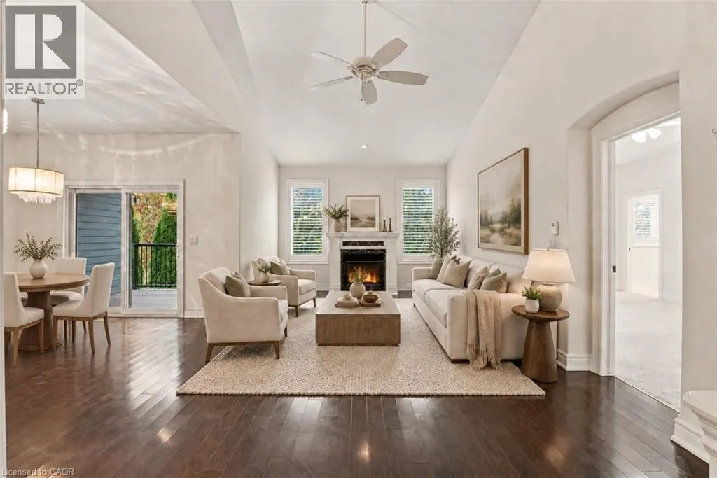 3 HILLSIDE Drive