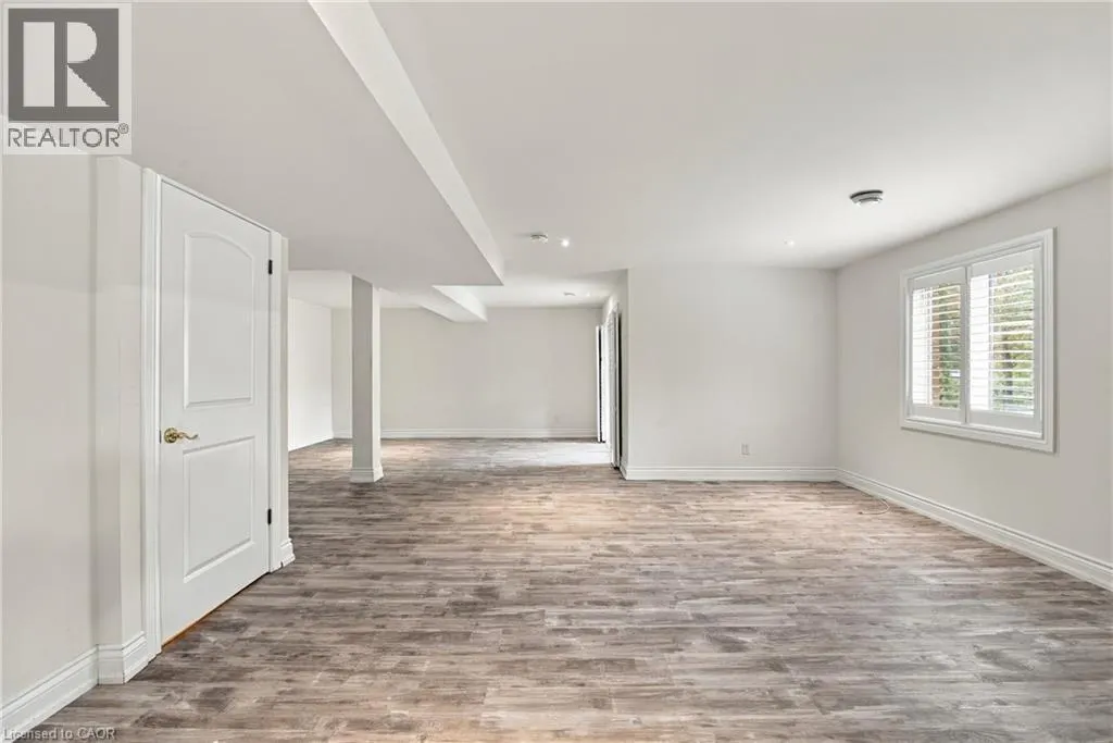 3 HILLSIDE Drive