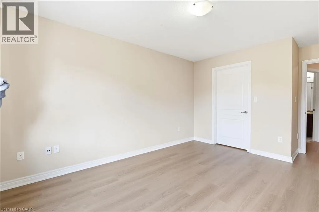 362 PLAINS Road E Unit# 10 #10