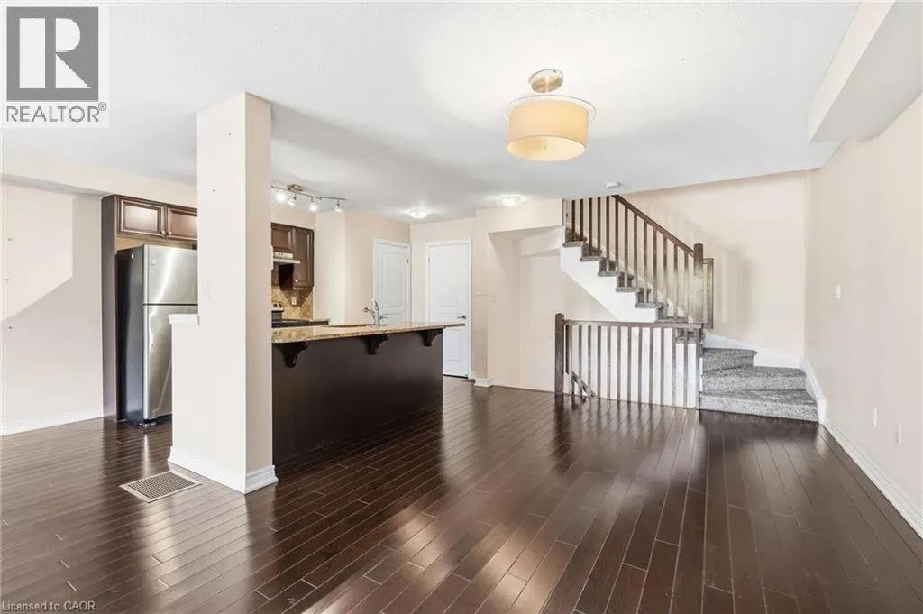 362 PLAINS Road E Unit# 10 #10