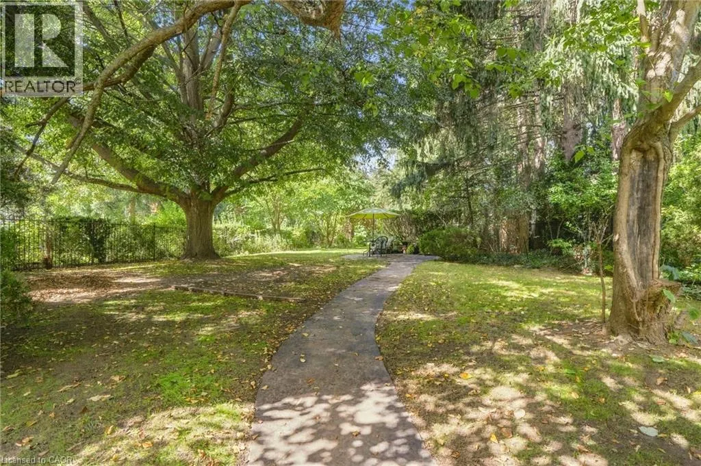 313 NORTH SHORE Boulevard W