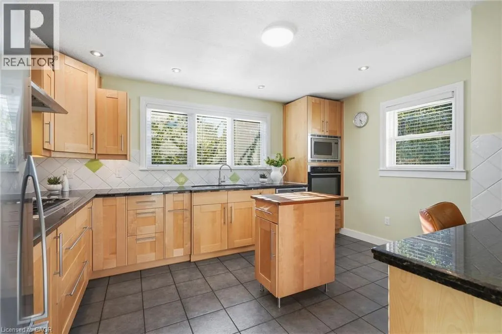313 NORTH SHORE Boulevard W