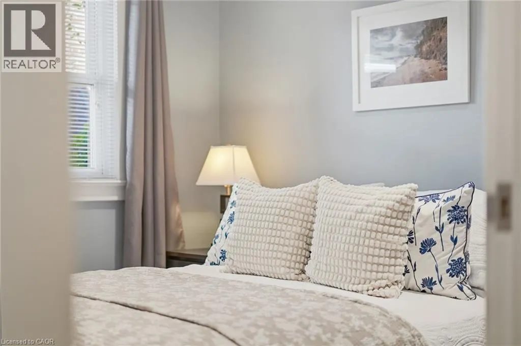 313 NORTH SHORE Boulevard W