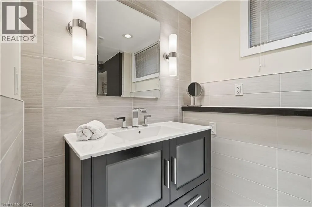 313 NORTH SHORE Boulevard W
