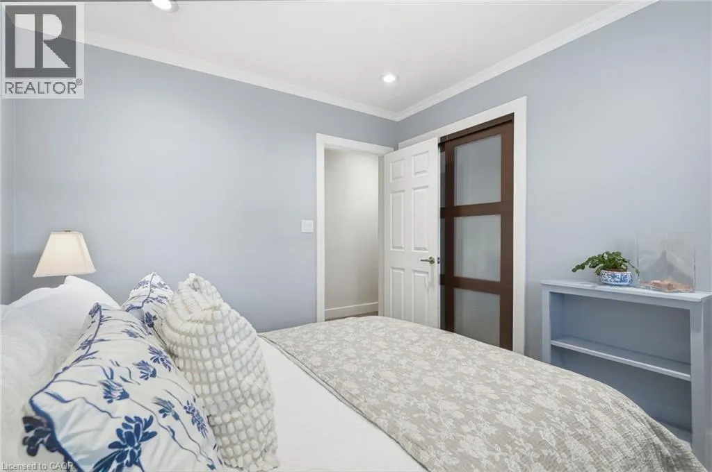 313 NORTH SHORE Boulevard W