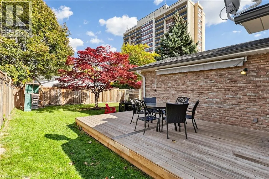 341 LYNNWOOD Drive