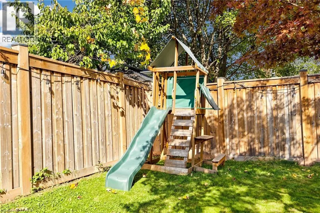 341 LYNNWOOD Drive