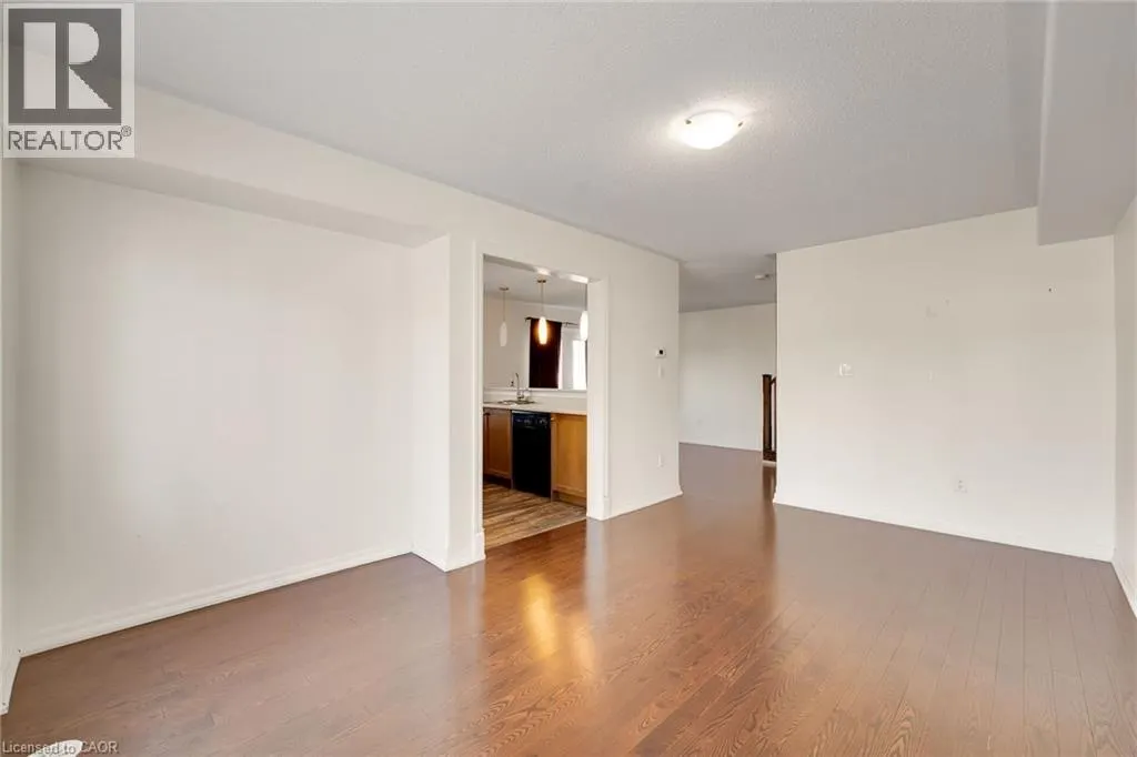 890 FOWLES Court