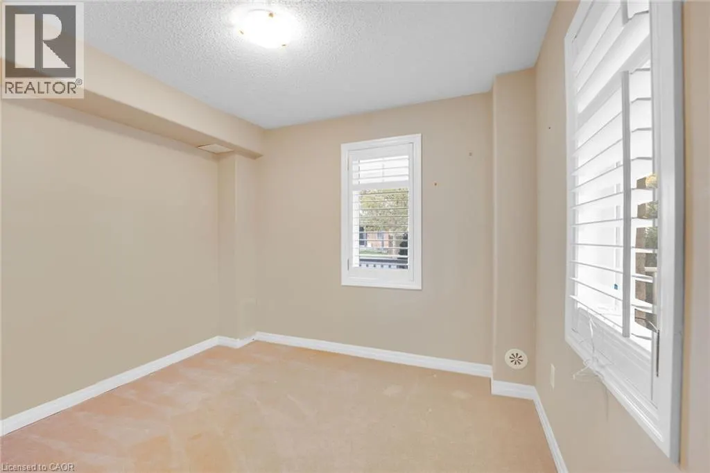 890 FOWLES Court