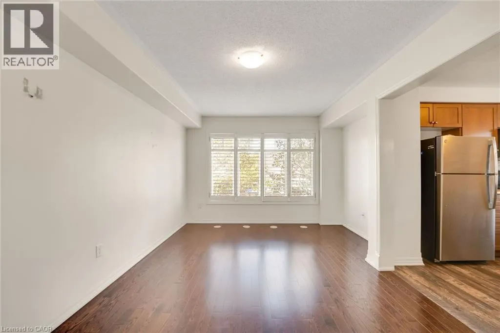 890 FOWLES Court