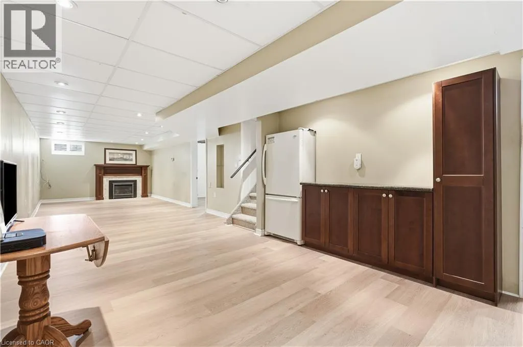 1360 WATERDOWN Road