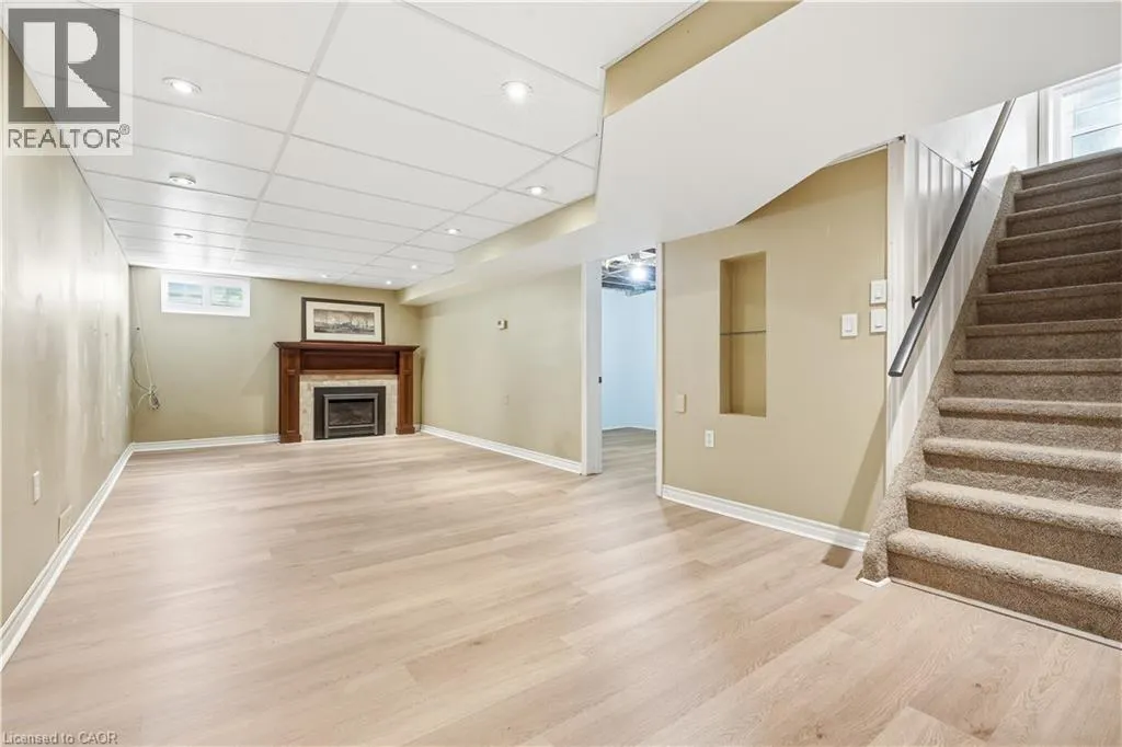 1360 WATERDOWN Road