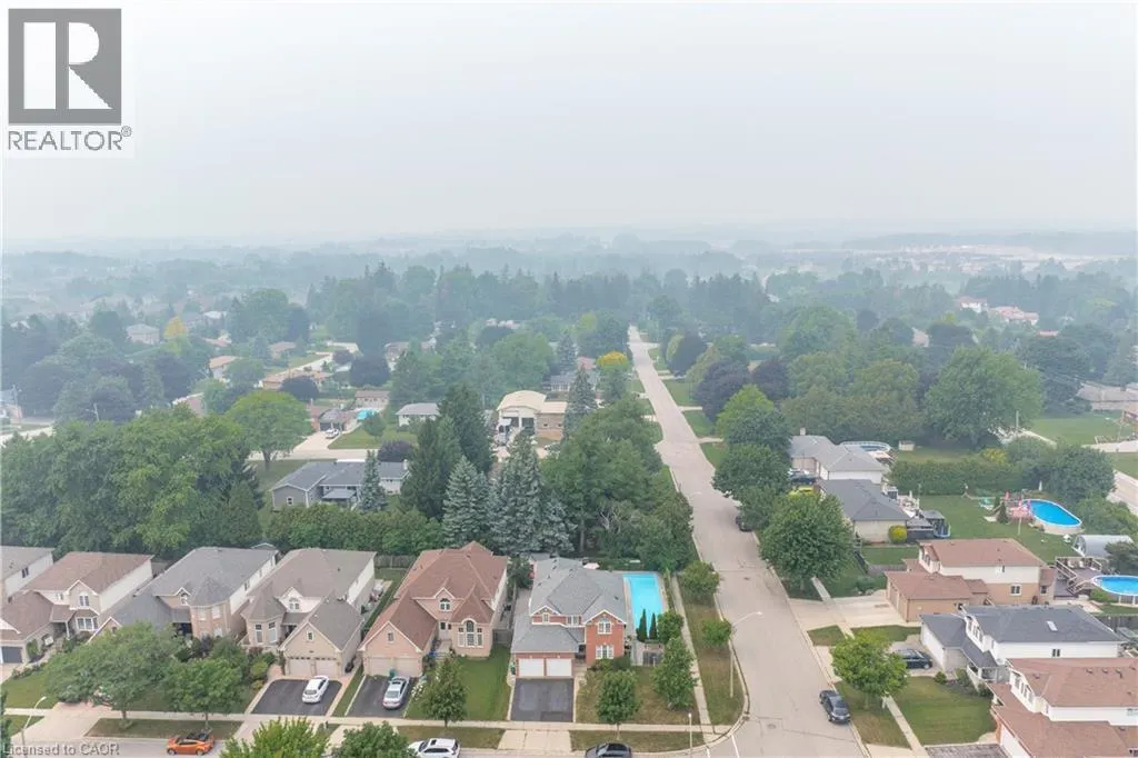 79 BEAVERBROOK Crescent