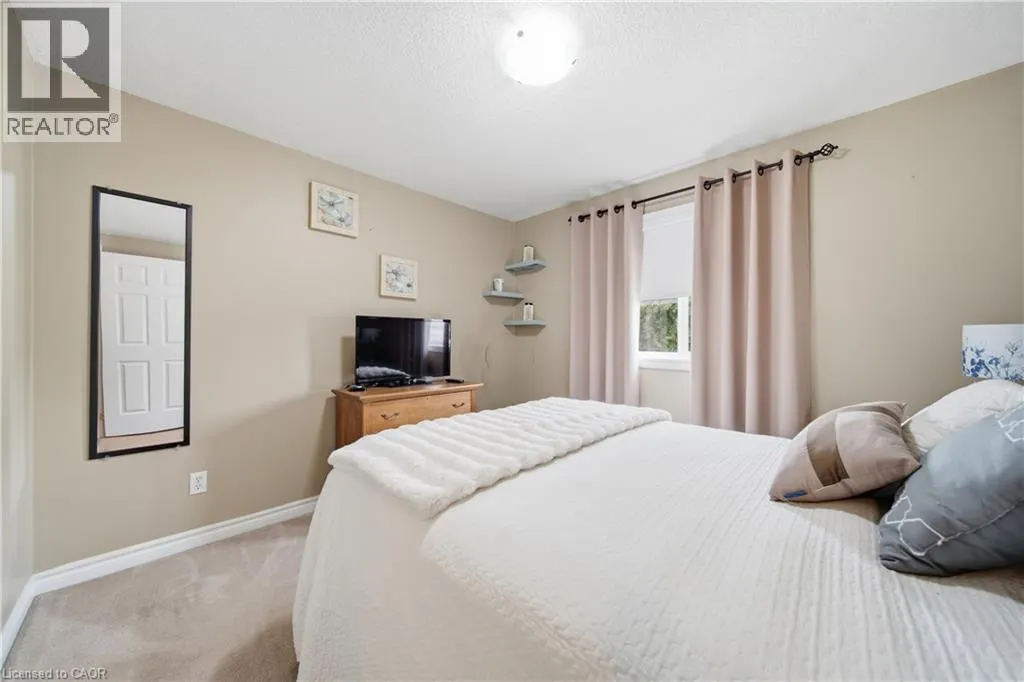 79 BEAVERBROOK Crescent